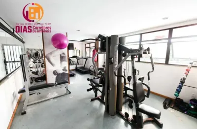 Vendo apartamento no stiep com 71m2, nascente, 2/4, sendo 01 suíte, sala 2 ambientes, 2 vagas de garagens em condomínio com total infraestrutura.