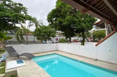 Vendo linda casa  completamente reformada por arquiteto renomado com piscina privativa, 3/4, 2 suítes, garagem coberta em condomínio fechado - stella maris - salvador/ba.
