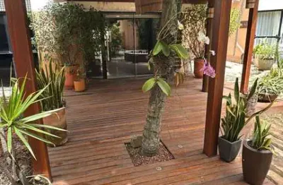 Alugo casa triplex  mobiliada climatizada com 3/4, sendo 2 suítes, 01 máster com closet no condomínio veredas do atlântico i, 02 vagas com total infraestrutura ao lado do novo hiper ideal - patamares 