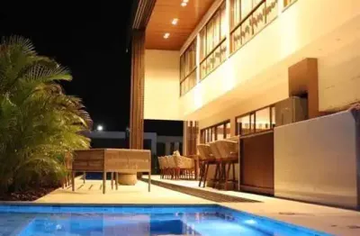 Casa em condomínio fechado com 5 quartos à venda na Avenida Humaitá, Guarajuba, Camaçari