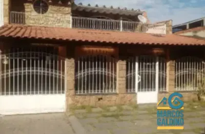 Belíssima e ampla casa 4 quartos sendo 2 suites campo grande rj