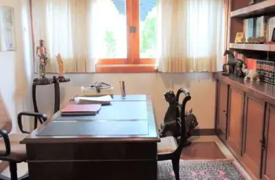 Casa com 4 quartos para alugar no Jardim Leonor, São Paulo 