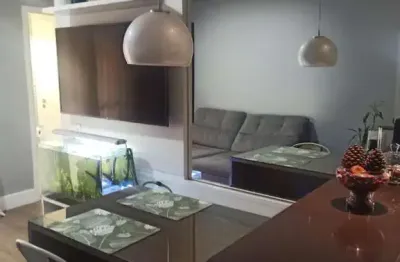 Apartamento em Jd. Irapuã, Taboão da Serra, 55m², 2 Dorms, R$380K