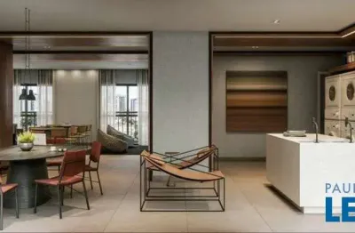 Flat com 1 quarto à venda em Moema, São Paulo 