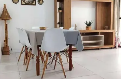 Lindo apartamento há 40 metros da praia em canasvieiras