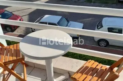 Lindo apartamento há 350 metros do mar com excelente localização!