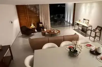 Casa  à venda no renomado condomínio alphaville 2 salvador