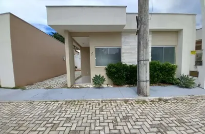 Oportunidade ! casa 3/4 sendo 1 suíte em condomínio fechado na região de abrantes.