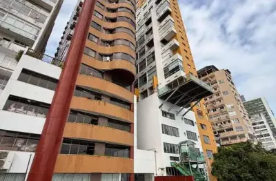 Esplêndido apartamento no corredor da vitória – porteira fechada