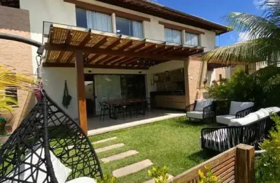 Duplex com 3 suítes e garden privativo no exclusivo condomínio beira mar privilege, em imbassaí.