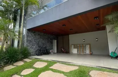 Casa à venda e disponível para locação – alphaville litoral norte 1