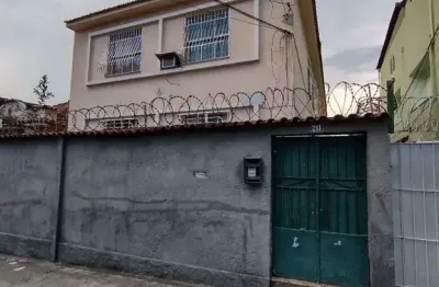 Apartamento com 3 quartos para alugar na visconde de santa cruz, 211, engenho novo, rio de janeiro por r$ 1.100
