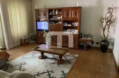 Excelente oportunidade: casa de 4 quartos com suíte e 2 salas no tatuapé, são paulo-sp, 210m², 5 ban