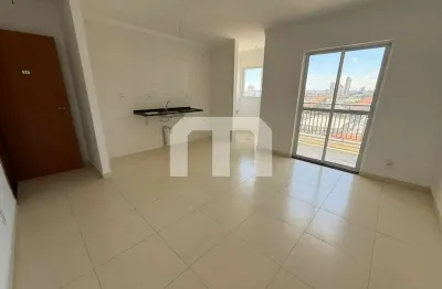 Apartameno a venda de 55 m², 2 dormitórios, ampla sala 2 ambientes com churrasqueira  e 1 vaga.