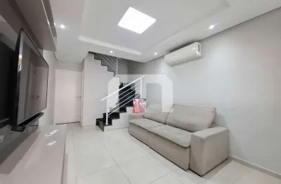 Lindo sobrado para locação - 3 quartos, 1 suíte, sala 2 ambientes, chuuasqueira, 2 vagas