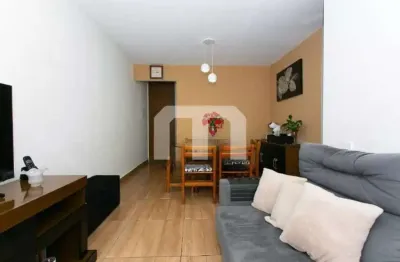 Apartamento à venda localizado em bairro renomado da cidade, com 3 quartos e 2 vagas de garagem!