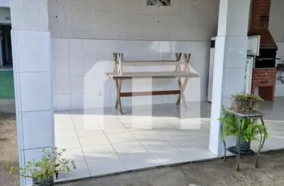 Apartamento com 2 quartos à venda na Avenida Tiradentes, 10531, Centro, Mongaguá