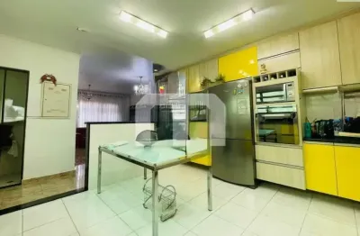 Casa com 4 quartos à venda na Rua Bacairis, 72, Jardim Anália Franco, São Paulo