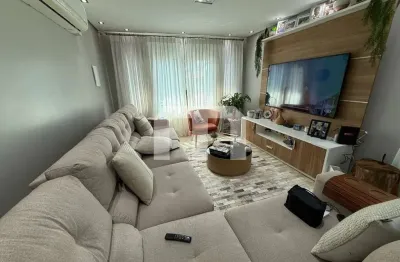 Casa em condomínio fechado com 3 quartos à venda na Rua Pedro Malaquias, 139, Vila Carrão, São Paulo