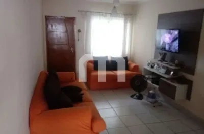 Sobrado no tatuapé, 2 dormitórios, 2 banheiros, 1 vaga de garagem, com quintal.  com 115 de área con