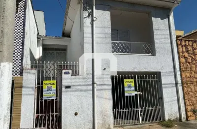 Excelente oportunidade! casa à venda com 2 quartos, 2 salas, 2 banheiros e 1 vaga no bairro carrão.