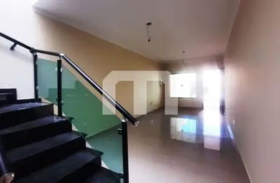 Sobrado novo na vila prudente: 3 quartos, 1 suíte, 3 vagas. rua tranquila e comércio próximo!