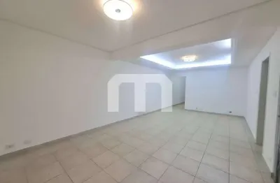 Casa à venda no tatuapé,  3 quartos, 1 suíte, 2 salas, 2 vagas de garagem, 240 m² de área. aproveite