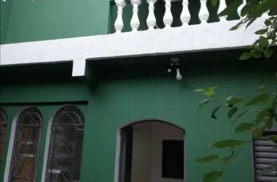 Casa com 3 quartos para alugar na Rua Madrid, 614, Parque Sevilha, São Paulo