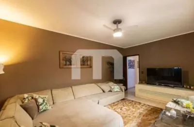 Casa com 3 quartos à venda na Rua Pedro Voss, 479, Vila Carrão, São Paulo