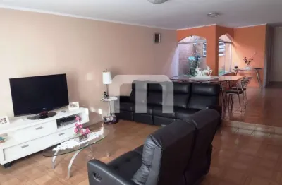 Casa com 3 quartos à venda na Rua Acaju, 182, Jardim Têxtil, São Paulo