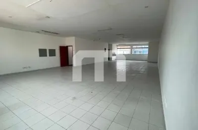 Salão comercial para locação no tatuapé com 400m² 3 vagas 4 banheiros e 2 salas