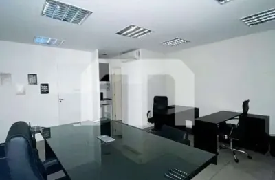 Casa em condomínio fechado para alugar na Rua Padre Benedito de Camargo, 356, Penha, São Paulo