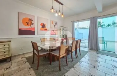 Casa com 3 quartos à venda na Rua Armando Salles de Oliveira, 140, Jardim Virgínia, Guarujá