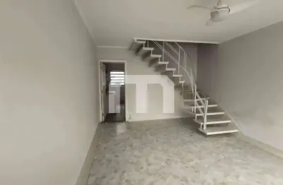 Casa com 2 quartos para alugar na Travessa Maria Nazaré Listo, 8, Pari, São Paulo