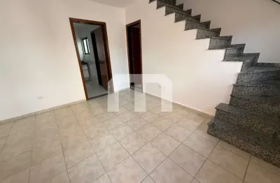 Casa em condomínio fechado com 2 quartos para alugar na Rua Alves de Almeida, 870, Chácara Belenzinho, São Paulo