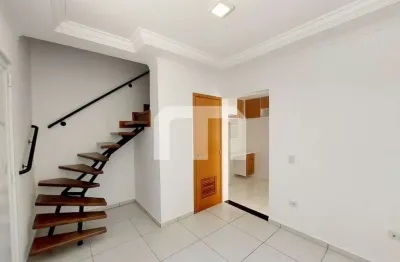 Casa em condomínio fechado com 2 quartos para alugar na Rua Atucuri, 546, Chácara Santo Antônio, São Paulo