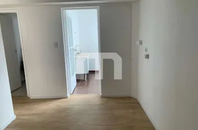 Sala comercial p/ locação no tatuapé, 4 salas, 1 vaga, 68m² de área