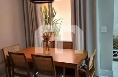 Porteira Fechada! Casa em condomínio com 150 m², 3 suítes e 3 vagas