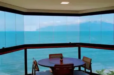 Cobertura duplex com 4 suítes, frente mar - praia de martim de sá