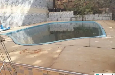 Casa à venda no parque cidade jardim ll em jundiaí!!