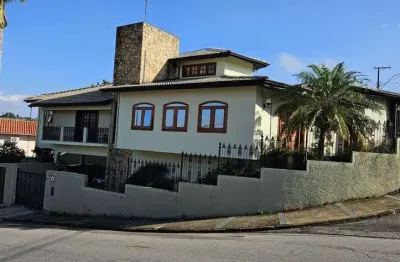Casa à venda com 03 quartos no jardim salessi, em itatiba!