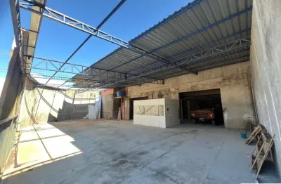 Galpão comercial com 360m² para locação em jundiaí!