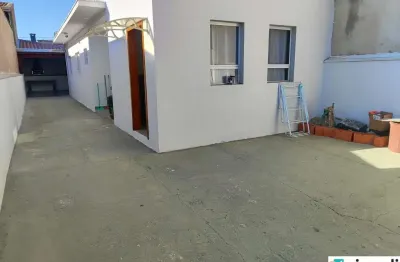 Casa com 2 quartos à venda na Rua José Amâncio de Freitas, 37, Parque Residencial Jundiaí, Jundiaí