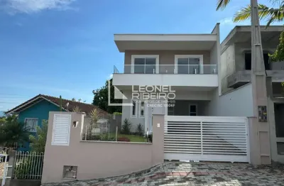 Casa sobrado com 3 dormitórios, 122,82 m²à venda no bairro das capitais - timbó/sc