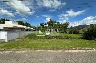 Terreno à venda com 450m² no bairro das capitais em timbó-sc