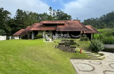 Casa com 4 dormitórios à venda, 360,40 m² no bairro barra são joão-benedito novo/sc