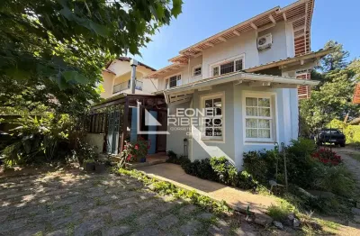 Casa com 3 dormitórios à venda, 268 m² no bairro imigrantes - timbó/sc
