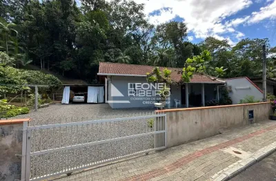 Casa com 3 dormitórios, 96,5 m² à venda no bairro dos Estados em Timbó - SC