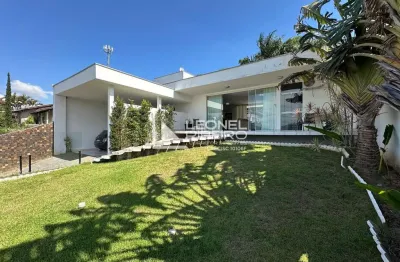 Casa com 3 dormitórios (1 suíte) à venda, 204 m² no bairro Quintino em Timbó/SC