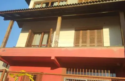 Casa com 7 quartos à venda na rua tauribio alexandre vieira, 1473, serrano, caxias do sul por r$ 900.000